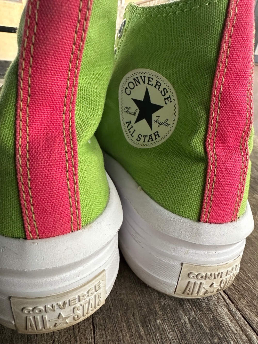 Chuck Taylor All Star Hi Top Lift Vitality Sneakers in Green, Size US 7